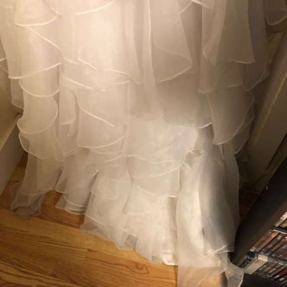 Wedding dress - Picture 6 of 7